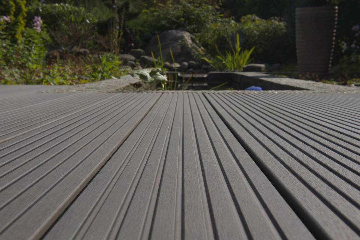 WPC Terrassendiele 24x146 anthrazit
